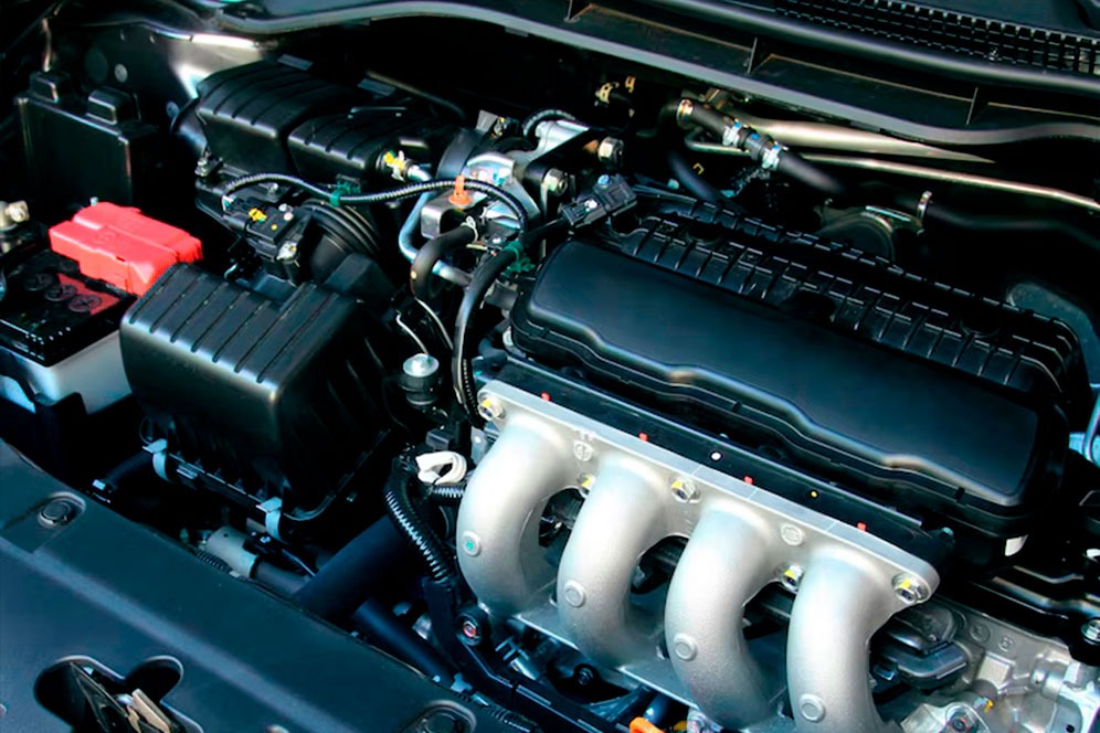 Componentes plásticos en automóvil